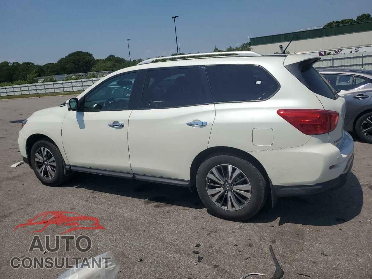 NISSAN PATHFINDER 2017 - 5N1DR2MM2HC607295