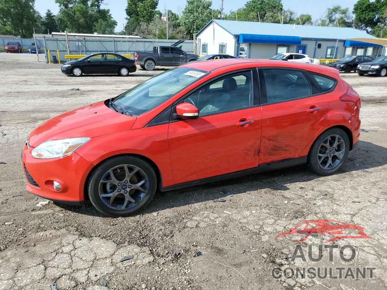 FORD FOCUS 2014 - 1FADP3K2XEL175641