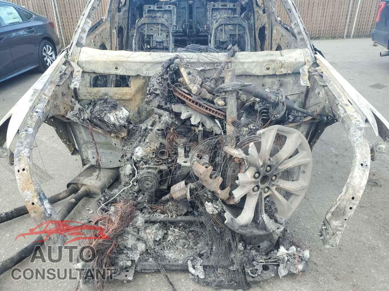 FORD EXPLORER 2021 - 1FMSK8FH8MGB52096