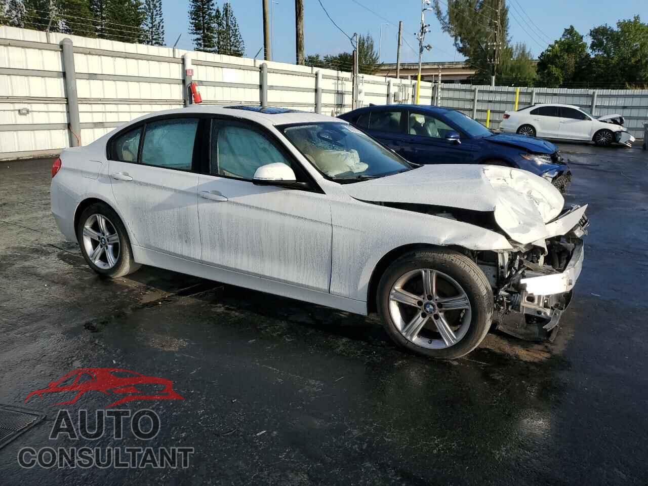 BMW 3 SERIES 2014 - WBA3A5C5XEF604445