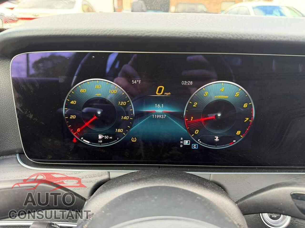 MERCEDES-BENZ E-CLASS 2022 - W1KZF8EB3NB020775