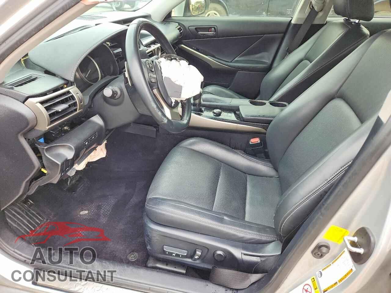 LEXUS IS 2014 - JTHBE1D26E5002274