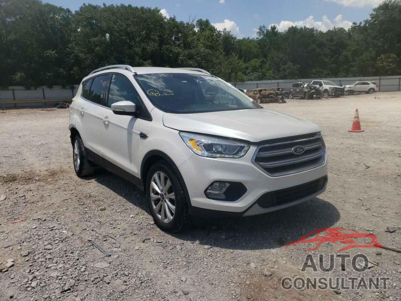FORD ESCAPE 2017 - 1FMCU0JD2HUC76750