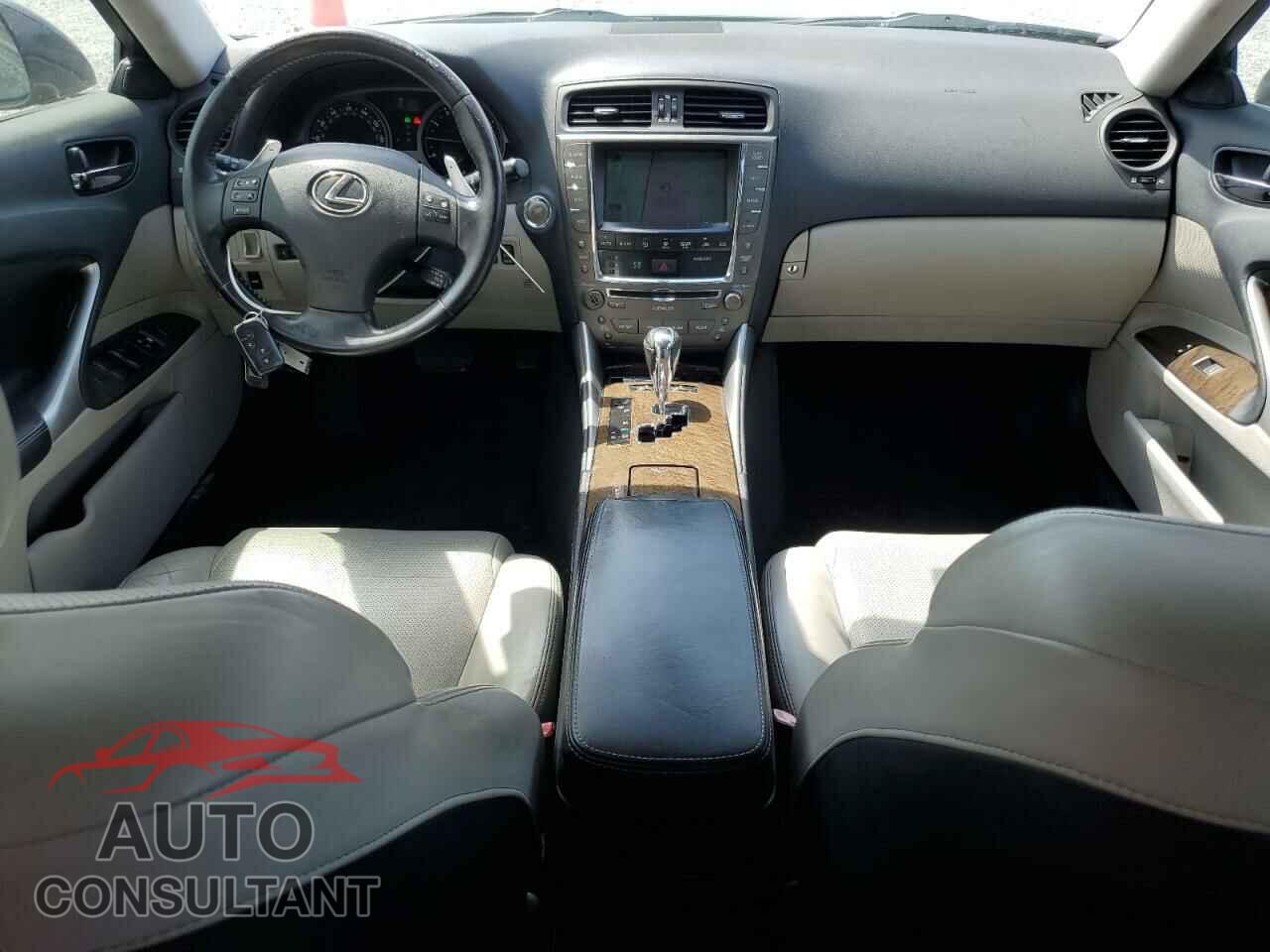 LEXUS IS 2009 - JTHBK262195100713
