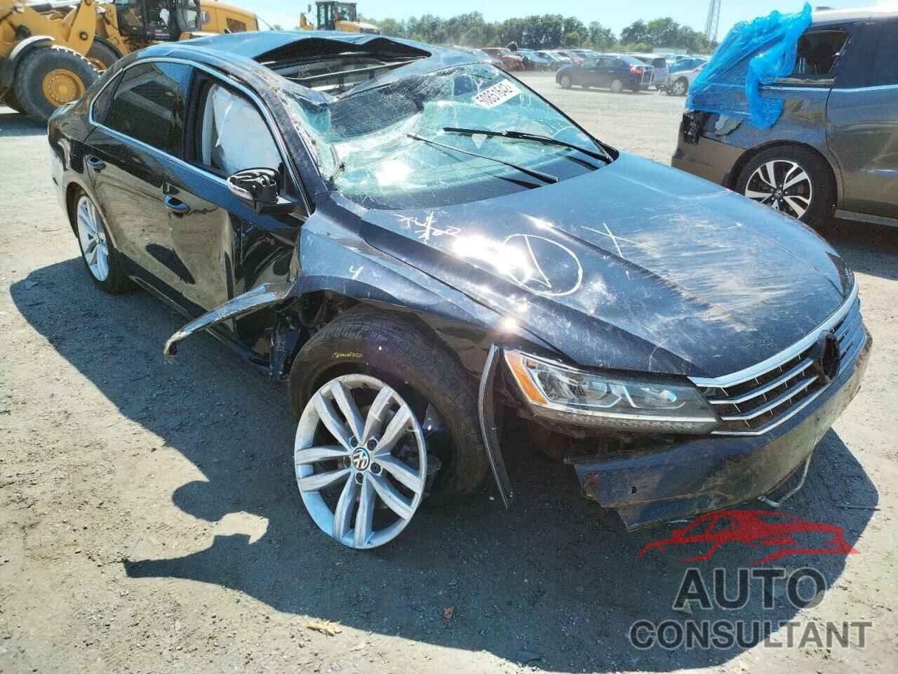 VOLKSWAGEN PASSAT 2018 - 1VWBA7A32JC008654