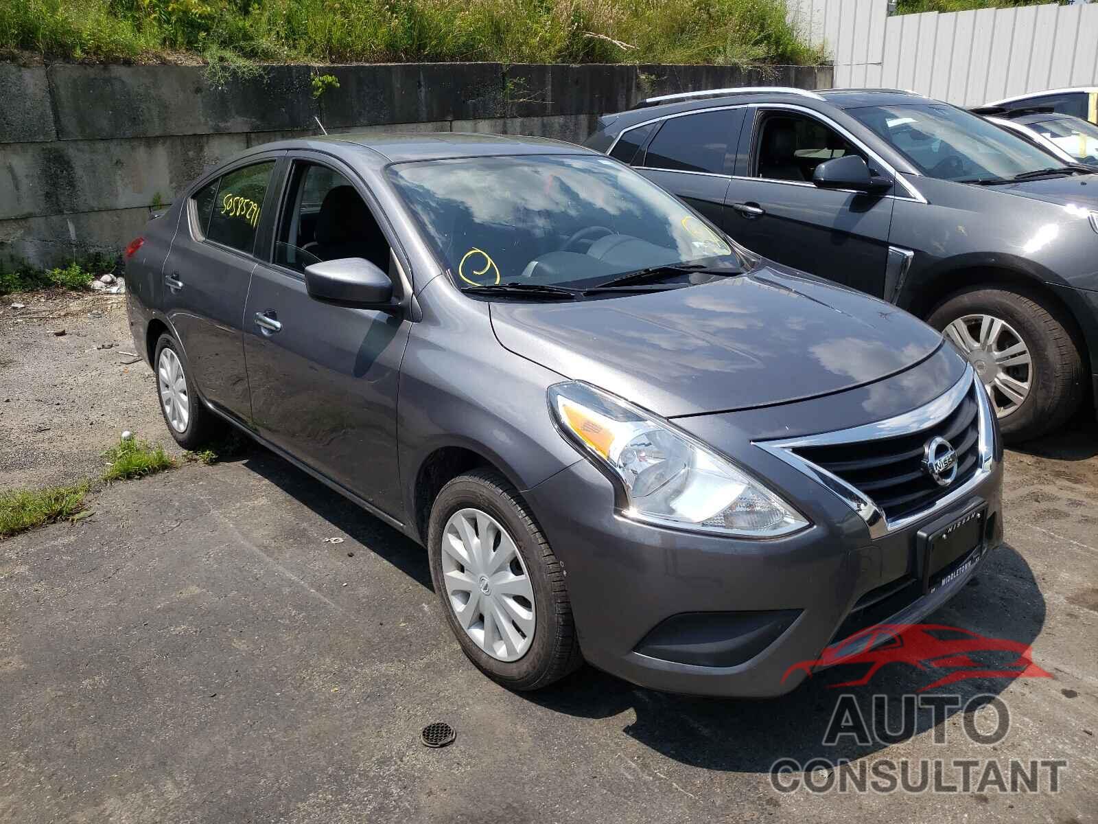 NISSAN VERSA 2018 - 3N1CN7AP3JL839005