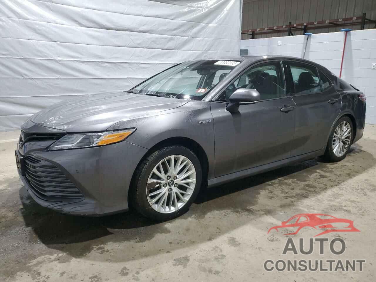 TOYOTA CAMRY 2018 - 4T1B21HK1JU009682