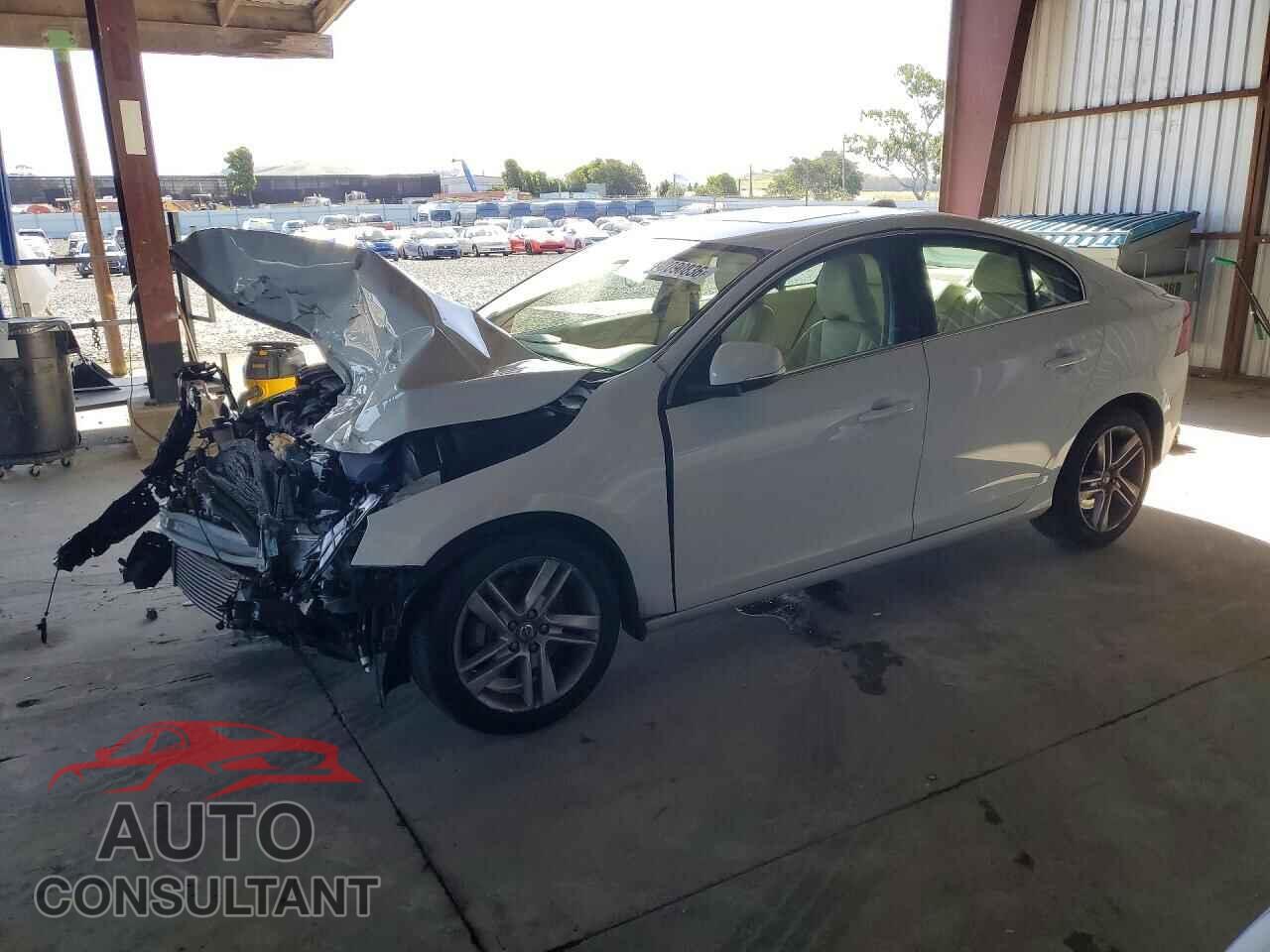 VOLVO S60 2014 - YV1612FS2E2283485