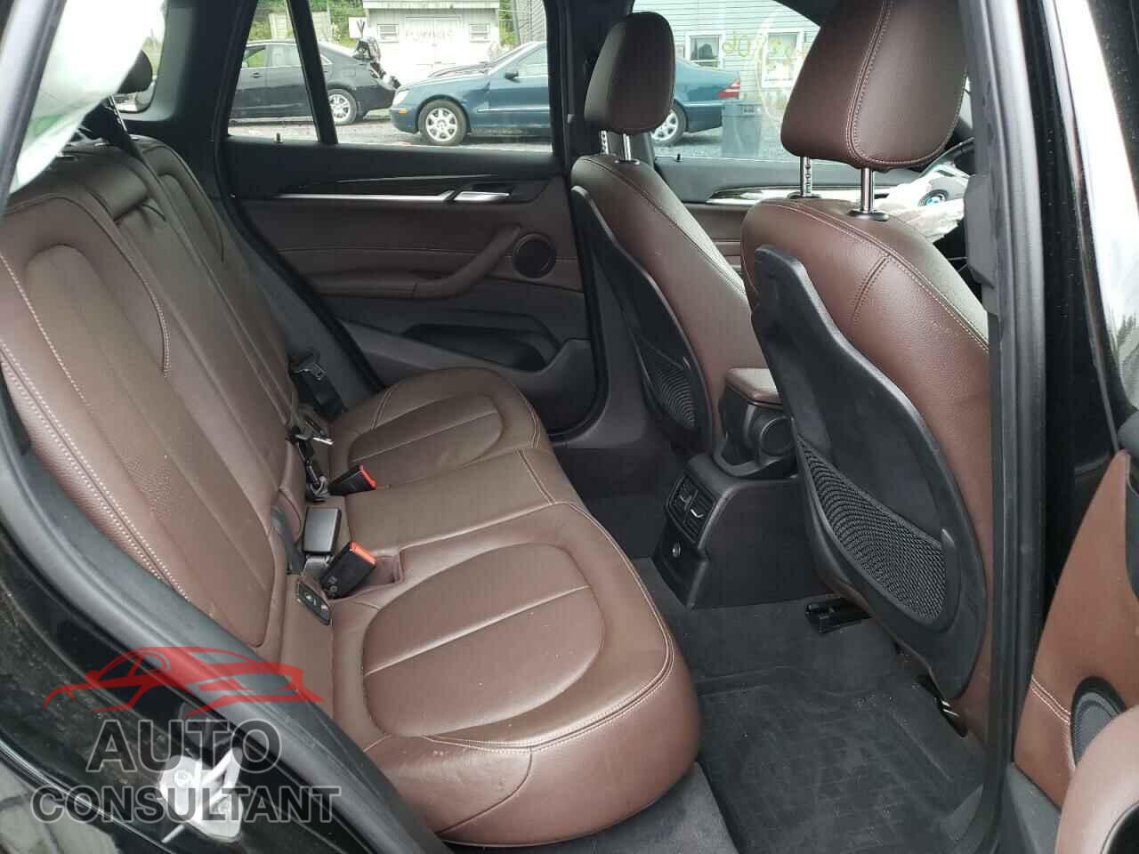 BMW X1 2017 - WBXHT3Z35H4A55689