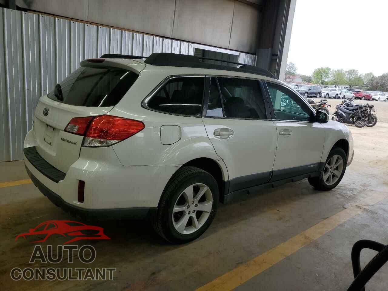 SUBARU OUTBACK 2013 - 4S4BRCCC7D3300558