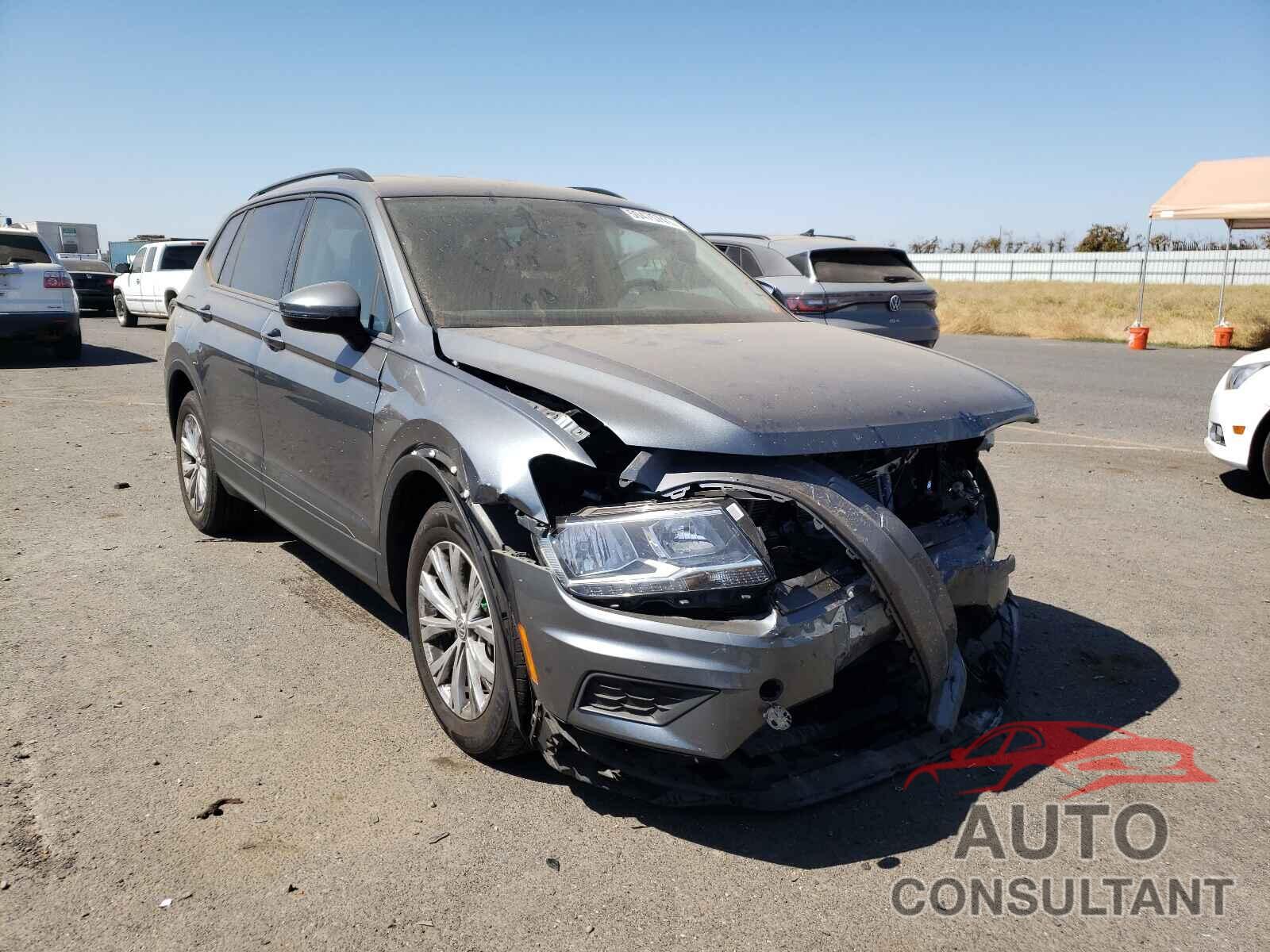 VOLKSWAGEN TIGUAN 2018 - 3VV1B7AX2JM105884