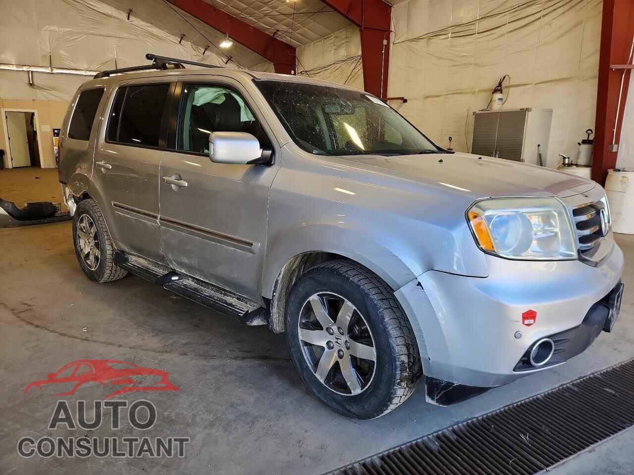 HONDA PILOT 2013 - 5FNYF4H99DB021478