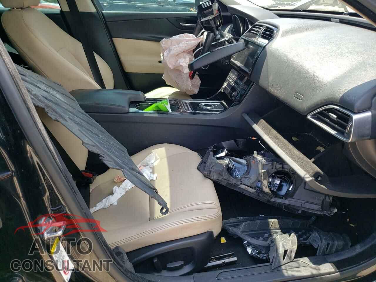 JAGUAR XE 2017 - SAJAR4BG9HA962462