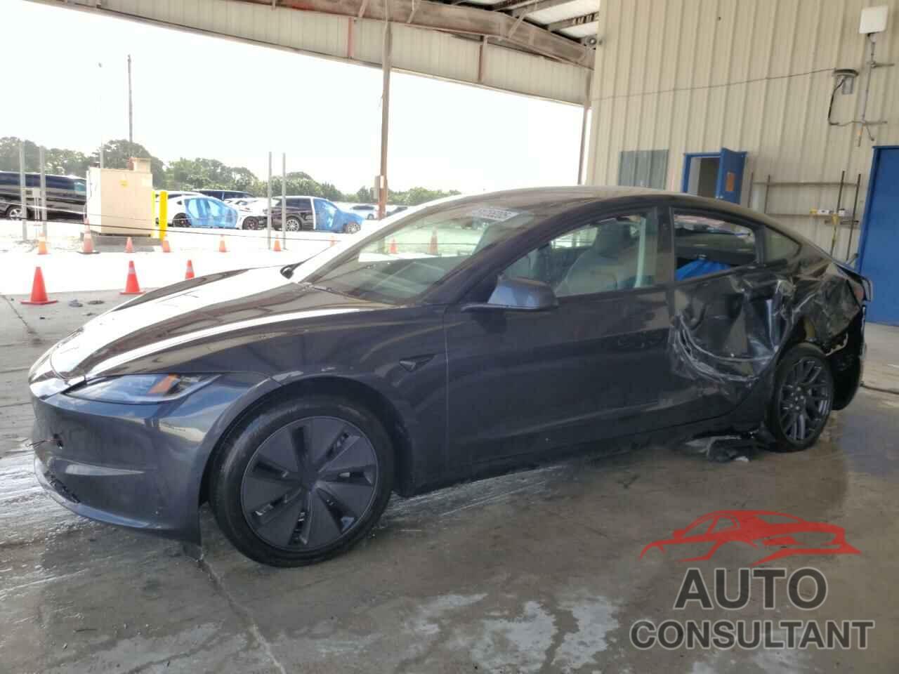 TESLA MODEL 3 2024 - 5YJ3E1EA6RF733495