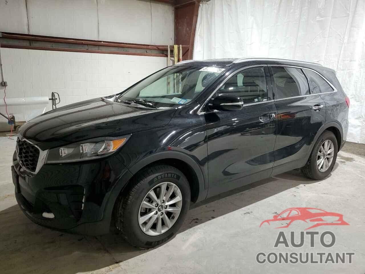 KIA SORENTO 2019 - 5XYPG4A32KG526010