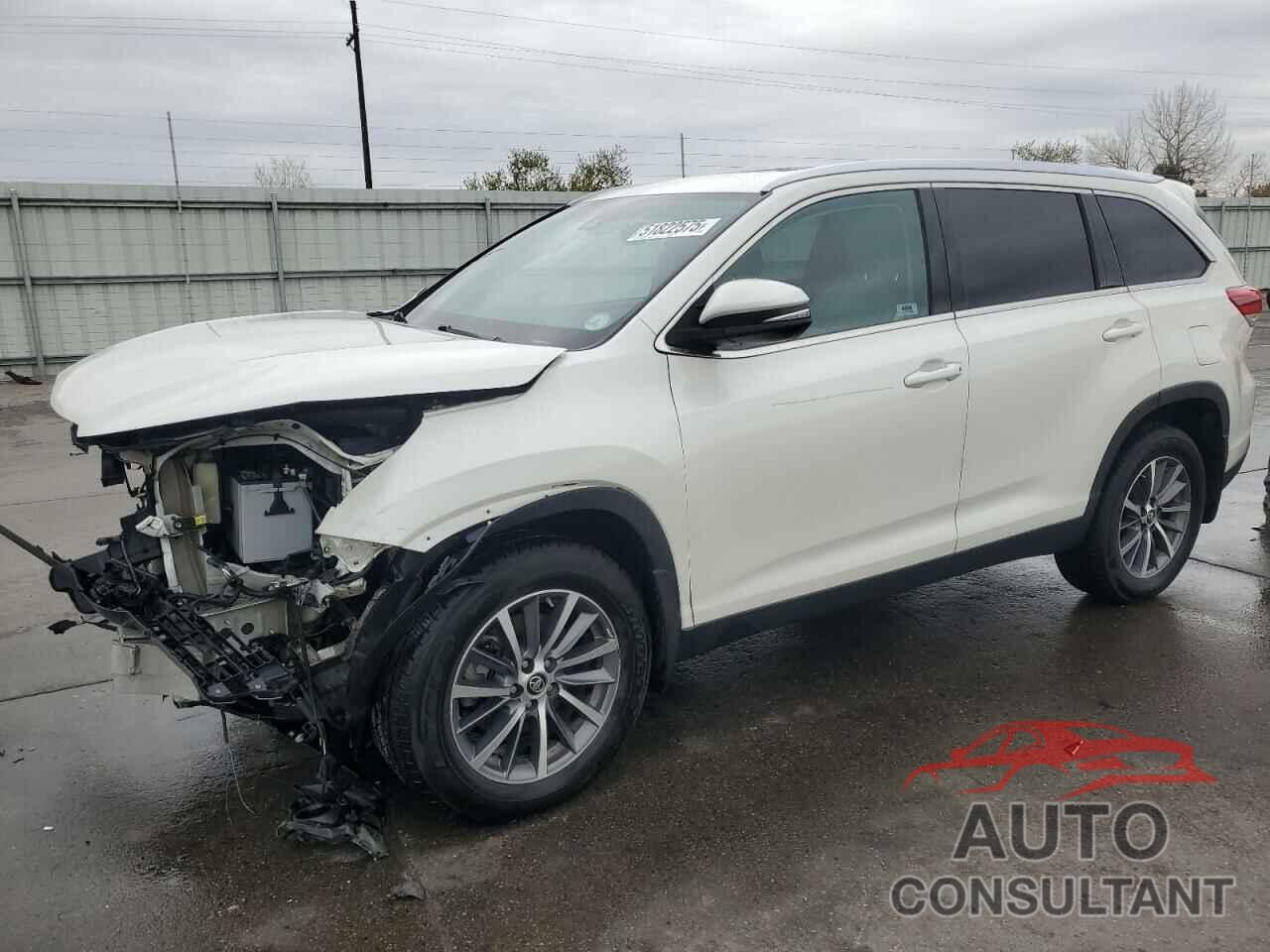 TOYOTA HIGHLANDER 2019 - 5TDJZRFH6KS596906