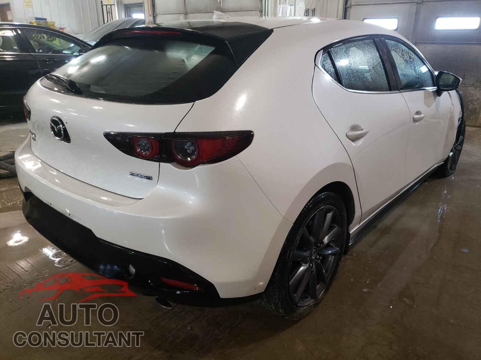 MAZDA 3 2019 - JM1BPBMM5K1132648