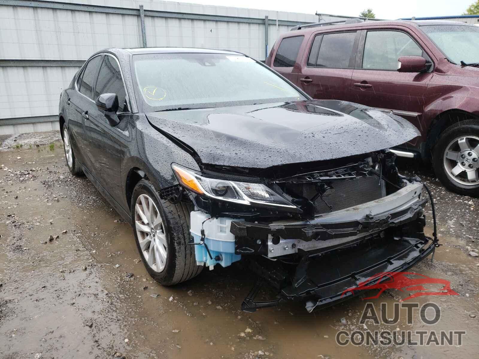 TOYOTA CAMRY 2018 - JTNB11HK8J3021241