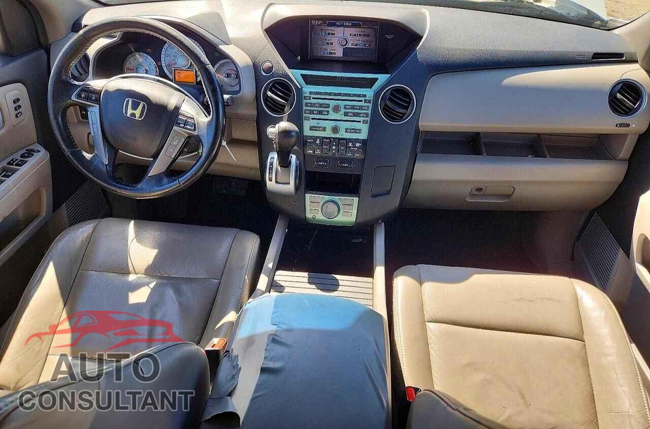 HONDA PILOT 2011 - 5FNYF4H9XBB018344