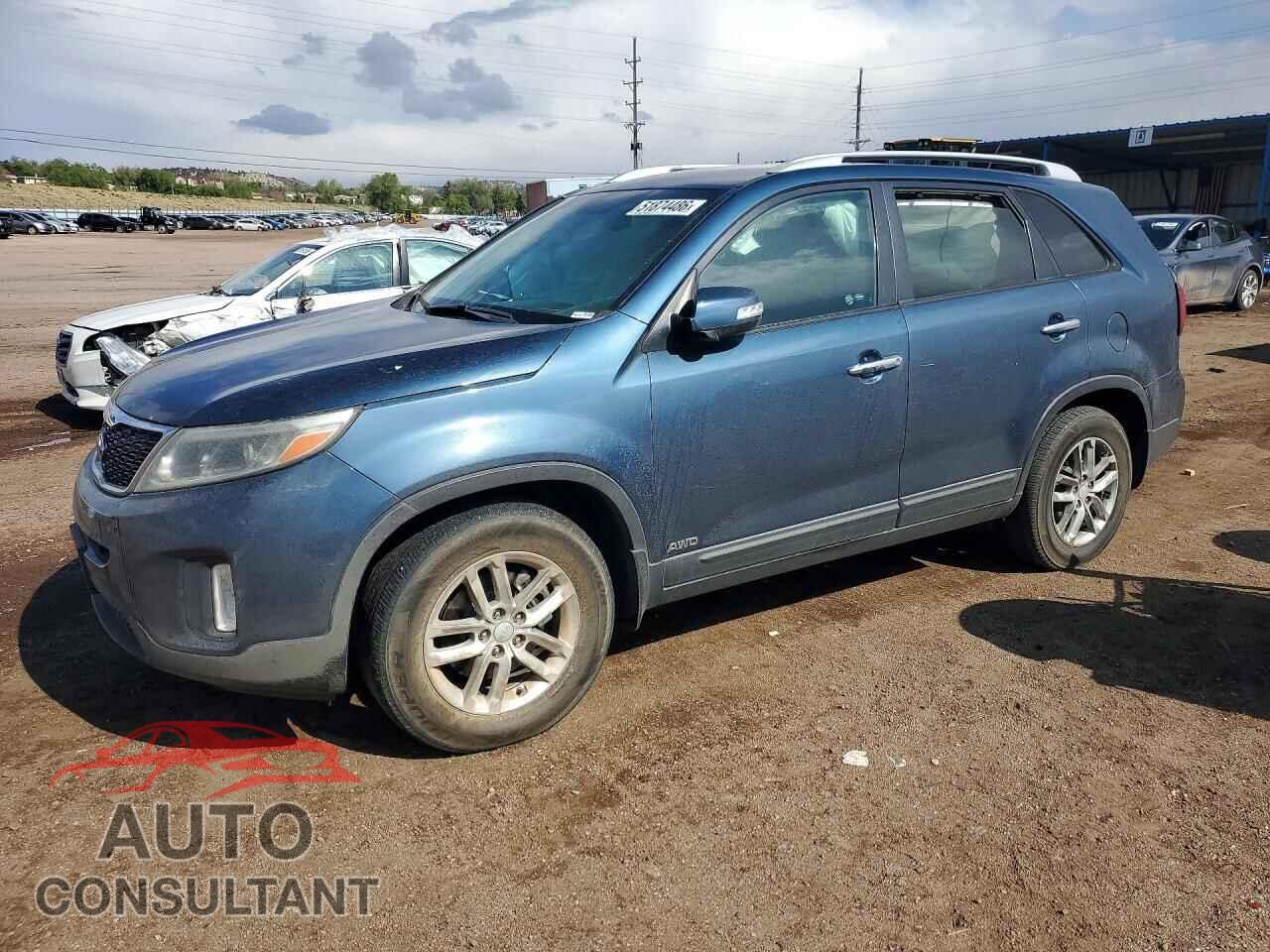 KIA SORENTO 2015 - 5XYKTDA68FG611648