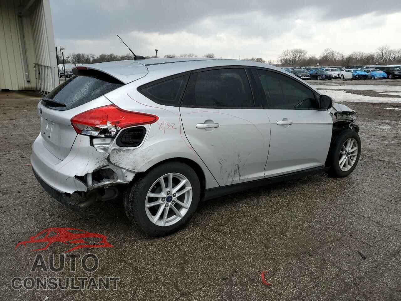FORD FOCUS 2015 - 1FADP3K20FL222905