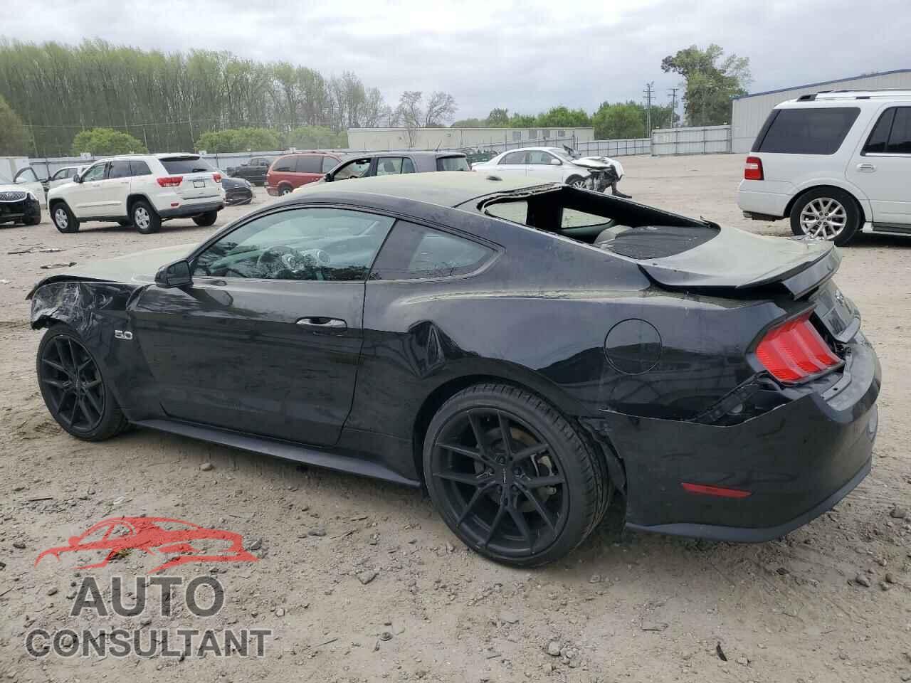 FORD MUSTANG 2018 - 1FA6P8CF4J5170263
