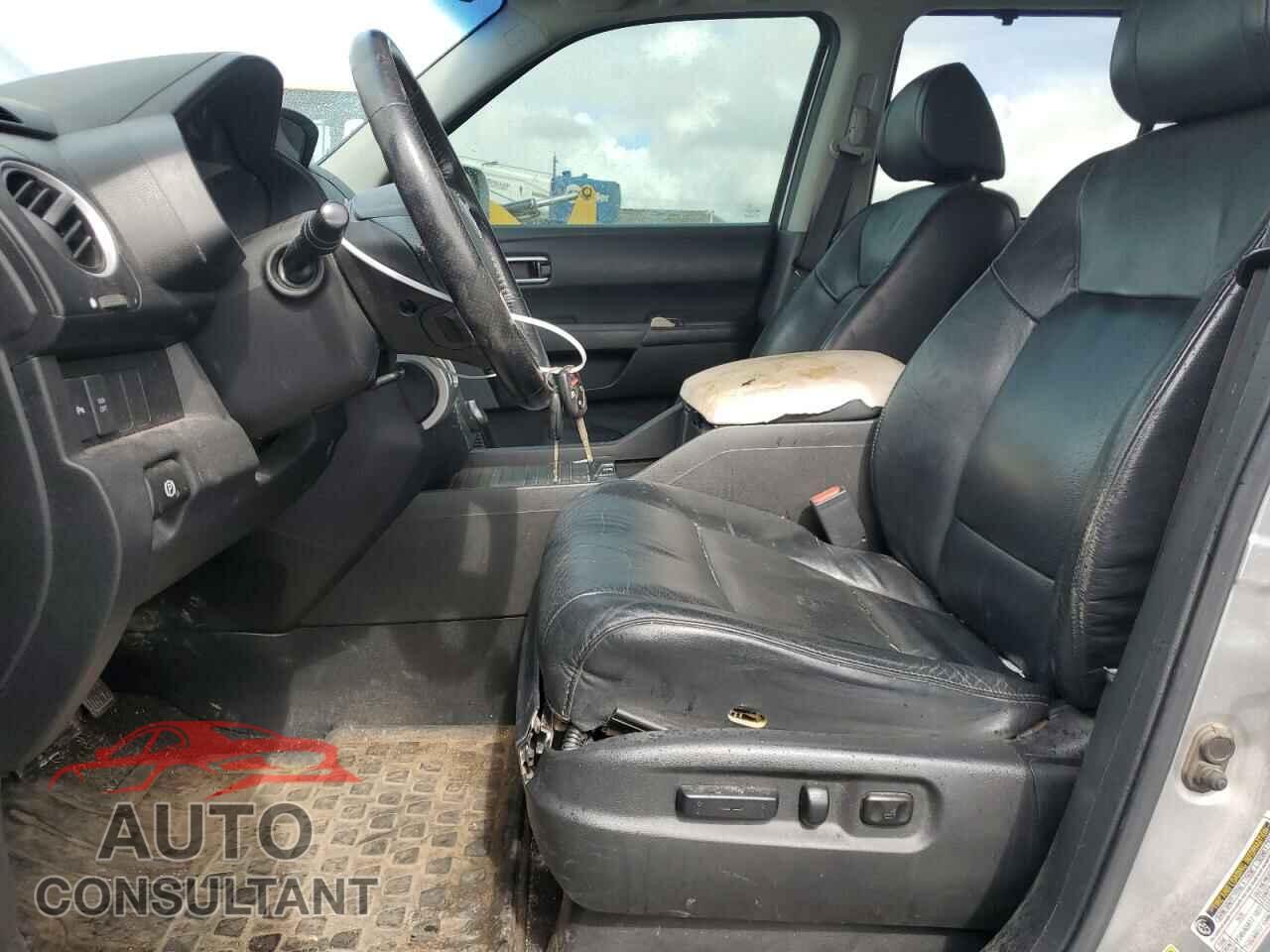HONDA PILOT 2010 - 5FNYF4H9XAB010078