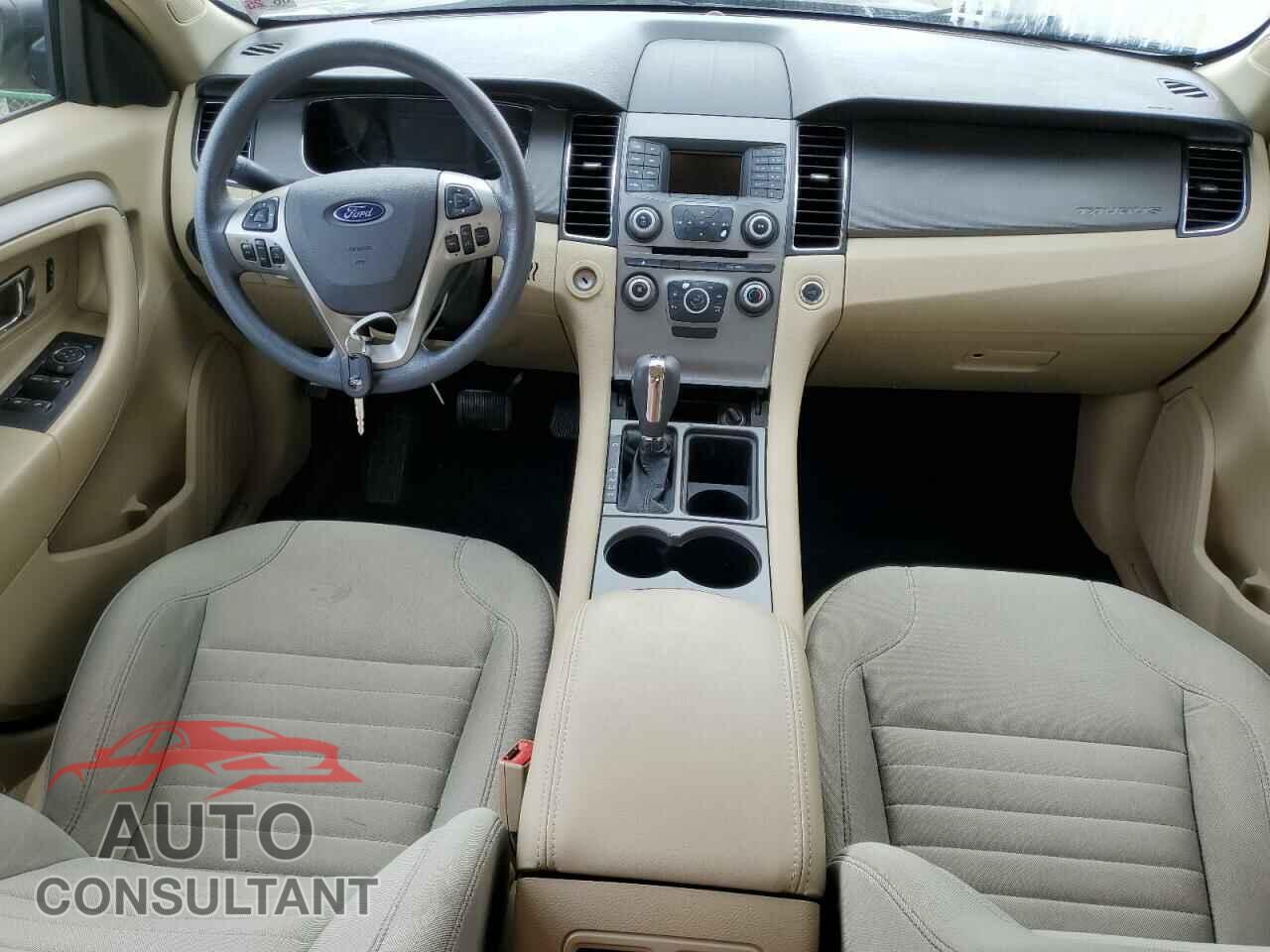 FORD TAURUS 2017 - 1FAHP2D84HG126879