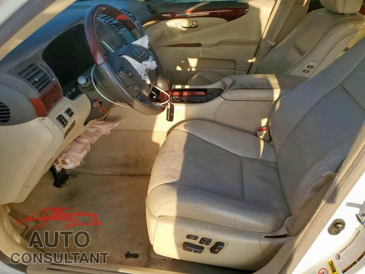 LEXUS LS460 2011 - JTHBL5EF1B5102521