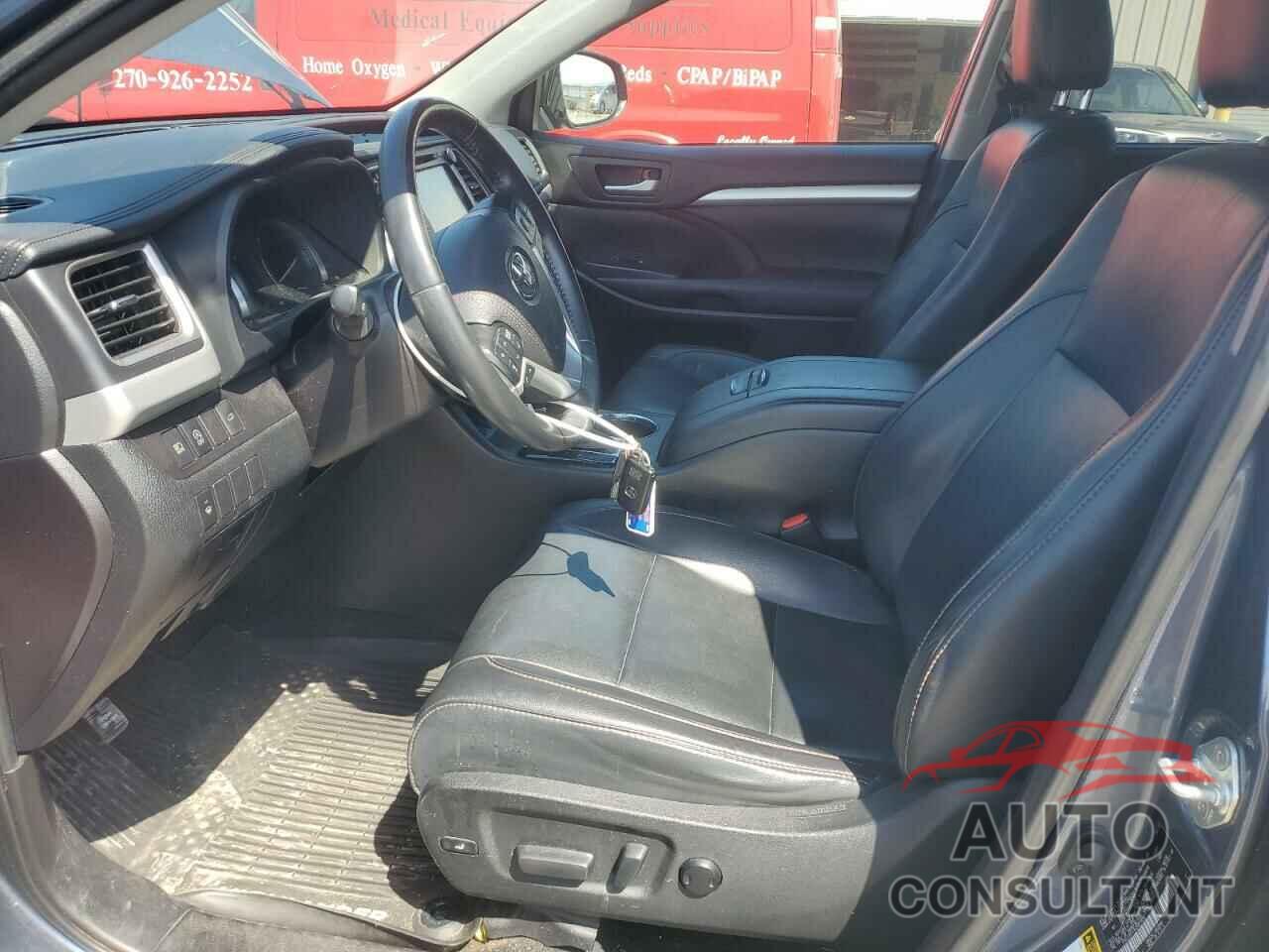 TOYOTA HIGHLANDER 2019 - 5TDJZRFH1KS991950