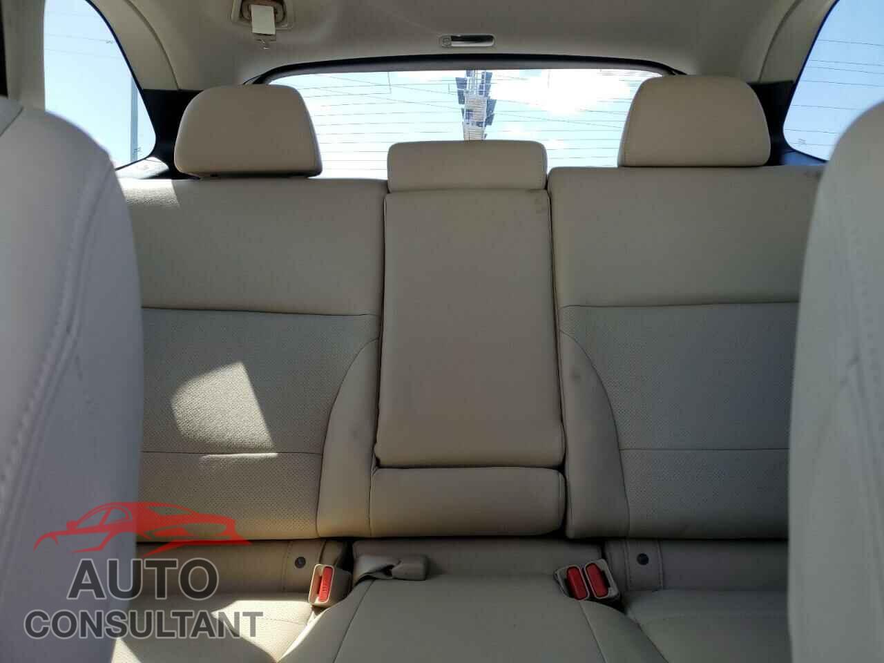 SUBARU OUTBACK 2017 - 4S4BSENC4H3322133