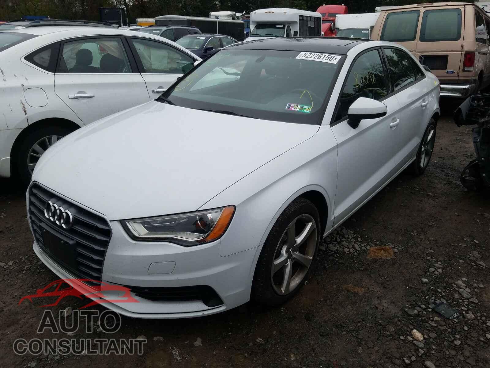 AUDI A3 2015 - WAUACGFF8F1011795