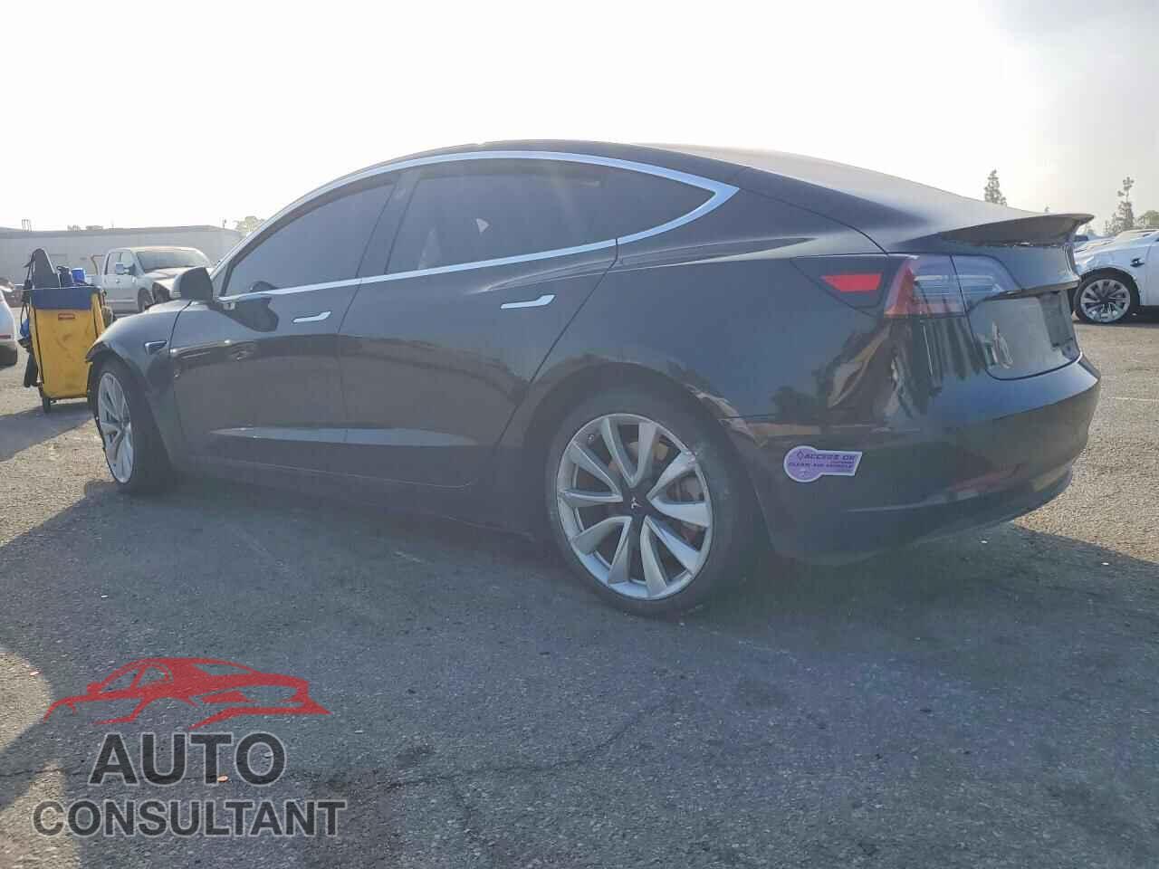 TESLA MODEL 3 2018 - 5YJ3E1EA0JF149310