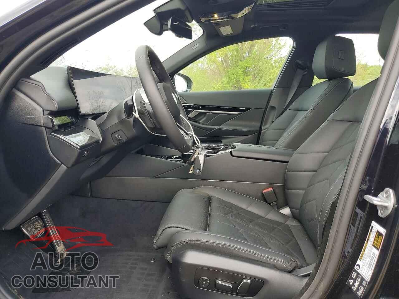 BMW 5 SERIES 2026 - WBA53FJ05TCU99778