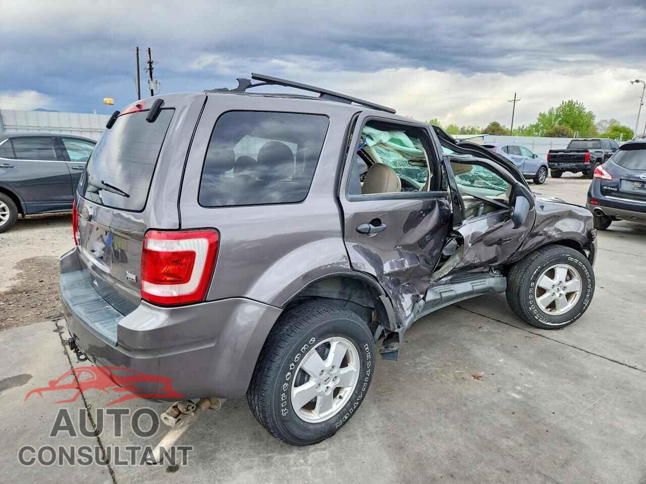 FORD ESCAPE 2011 - 1FMCU9DG5BKB46460