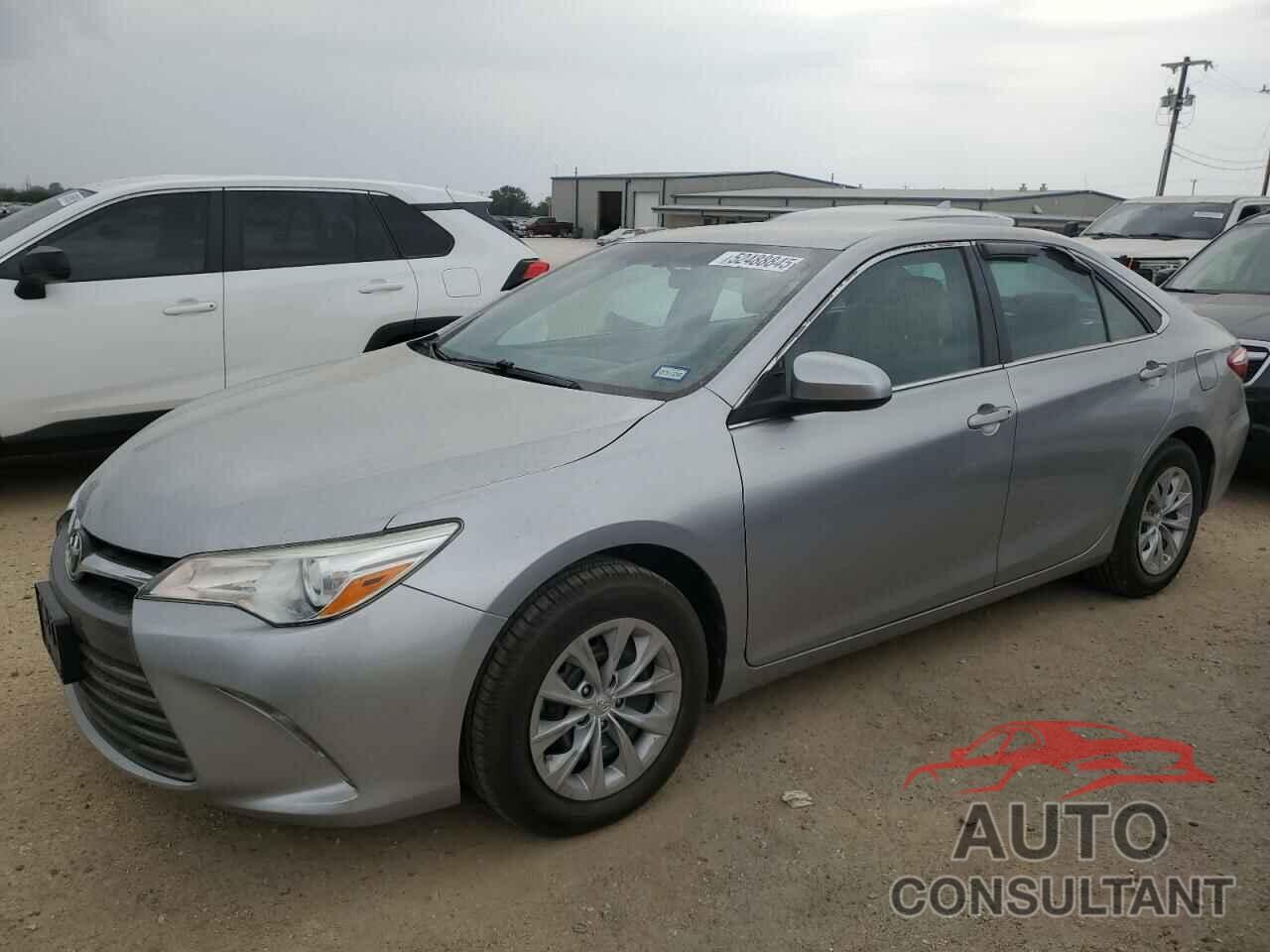 TOYOTA CAMRY 2016 - 4T4BF1FK0GR559316