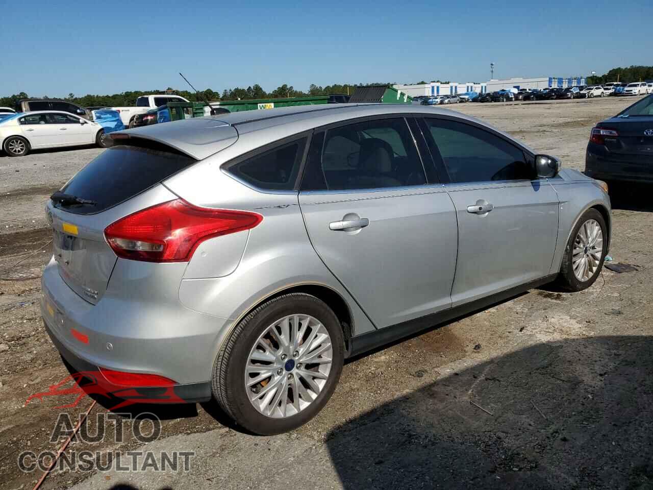 FORD FOCUS 2016 - 1FADP3N24GL302673