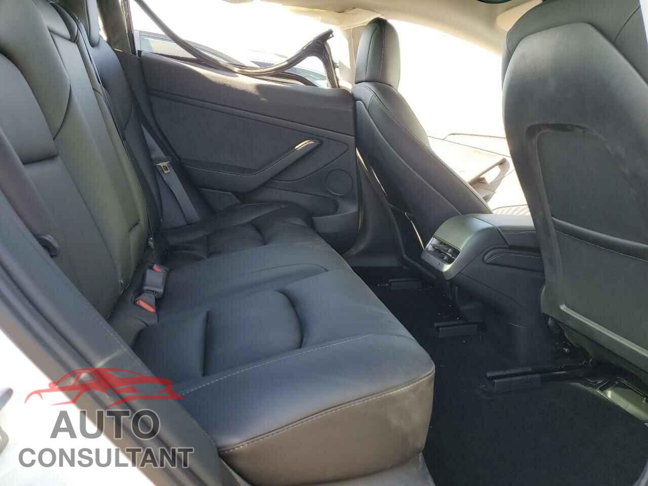 TESLA MODEL 3 2022 - 5YJ3E1EB6NF183931