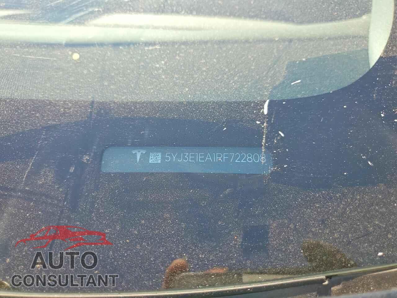 TESLA MODEL 3 2024 - 5YJ3E1EA1RF722808