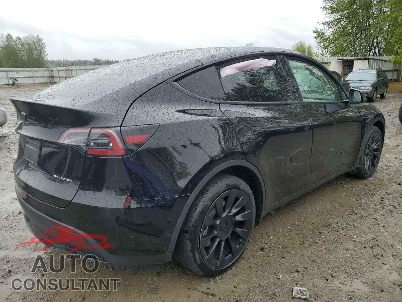 TESLA MODEL Y 2023 - 7SAYGDEE7PF929076