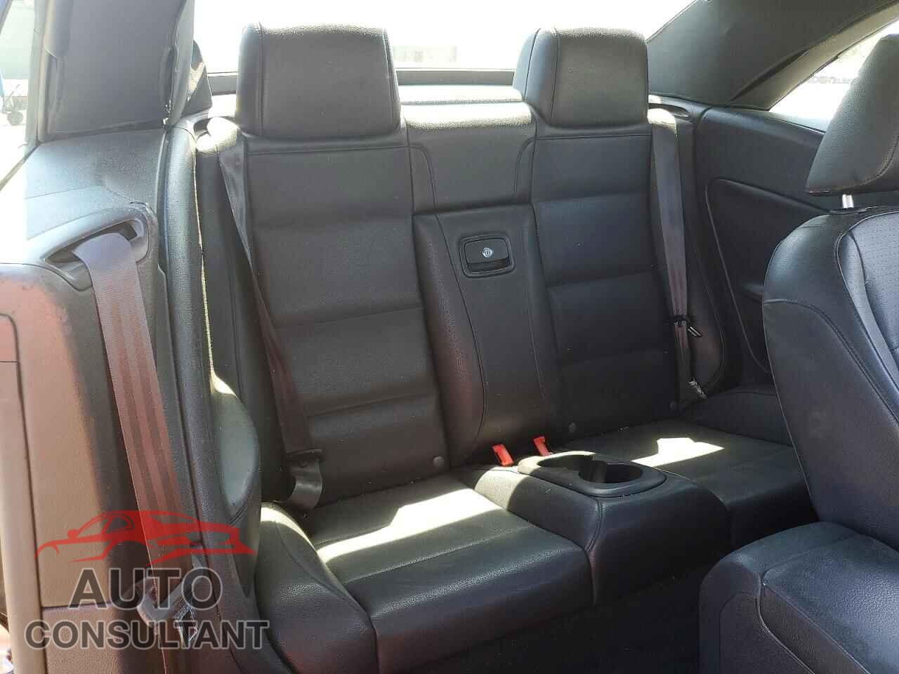VOLKSWAGEN EOS 2012 - WVWBW7AH8CV010917