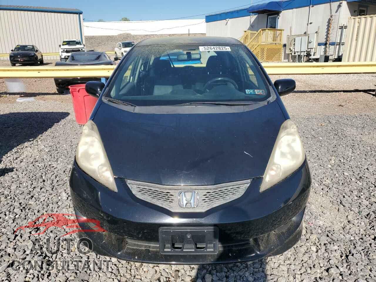 HONDA FIT 2011 - JHMGE8H53BC009564