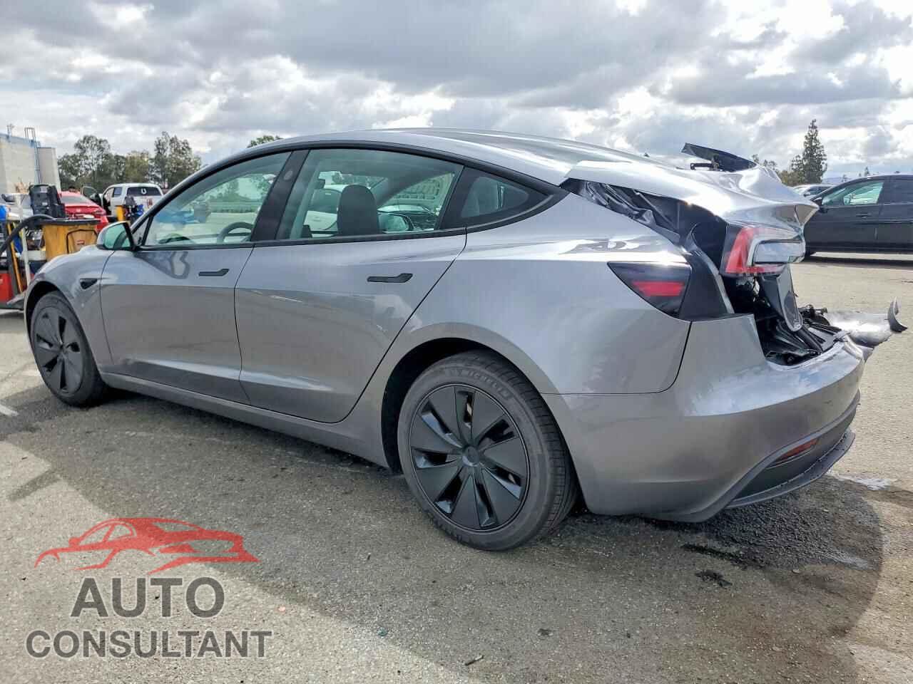 TESLA MODEL 3 2026 - 5YJ3E1EA3TF143018