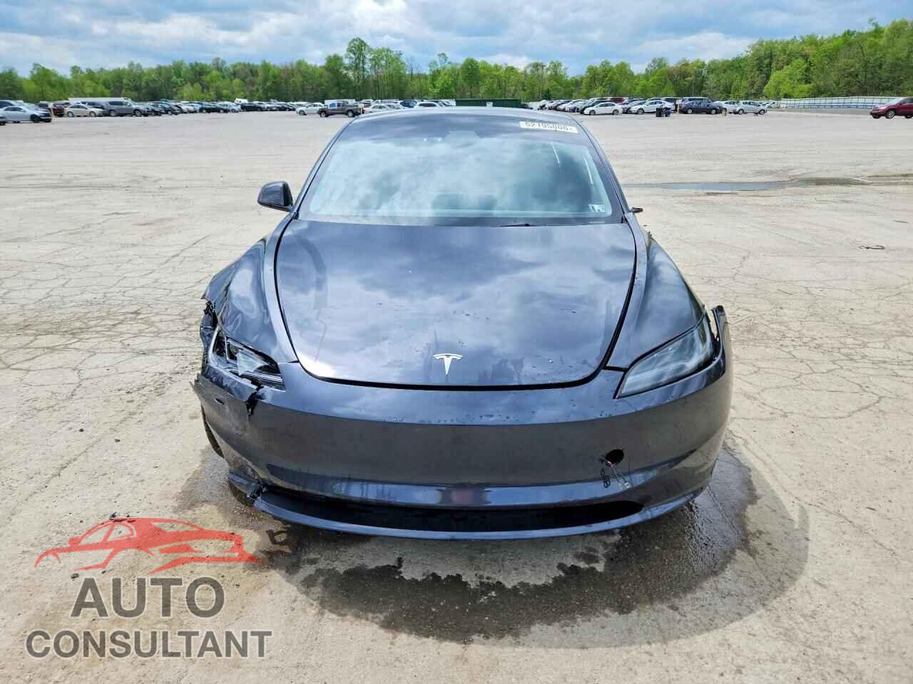 TESLA MODEL 3 2025 - 5YJ3E1EB7SF993872