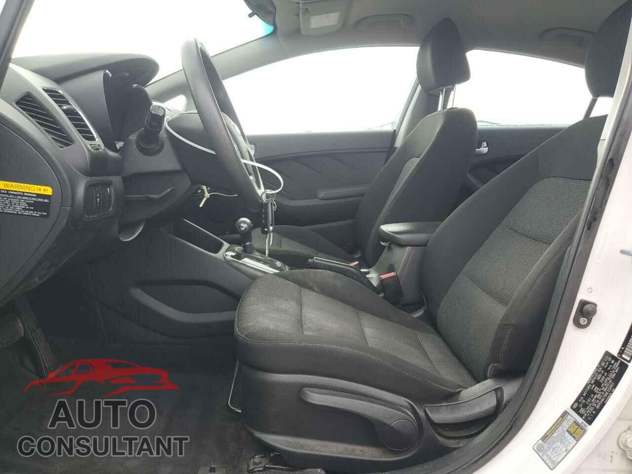KIA FORTE 2017 - 3KPFK4A73HE102001