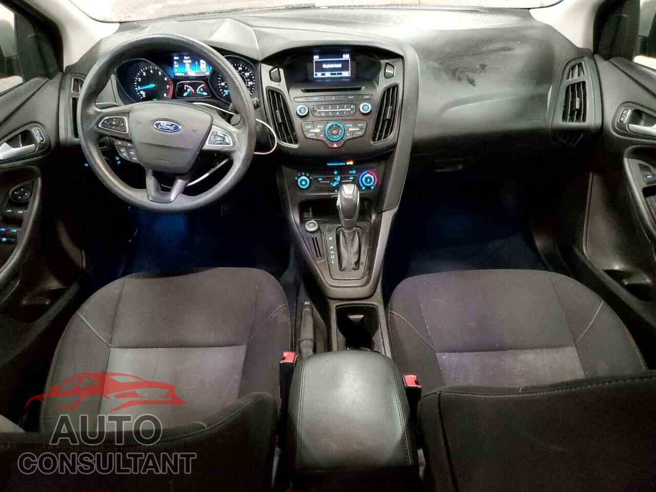 FORD FOCUS 2015 - 1FADP3K21FL301774
