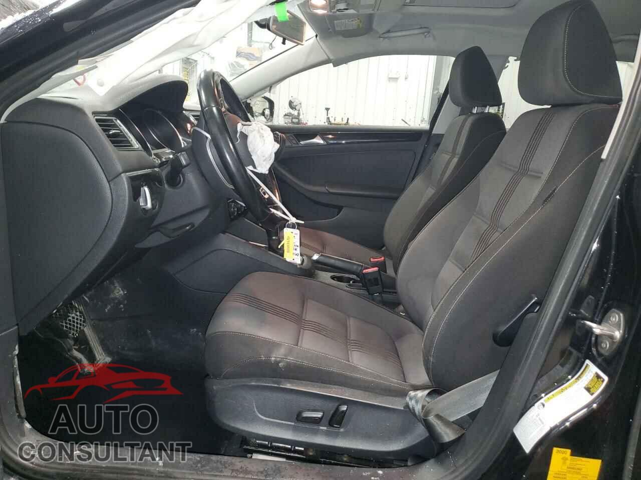 VOLKSWAGEN JETTA 2017 - 3VWDB7AJ1HM387207