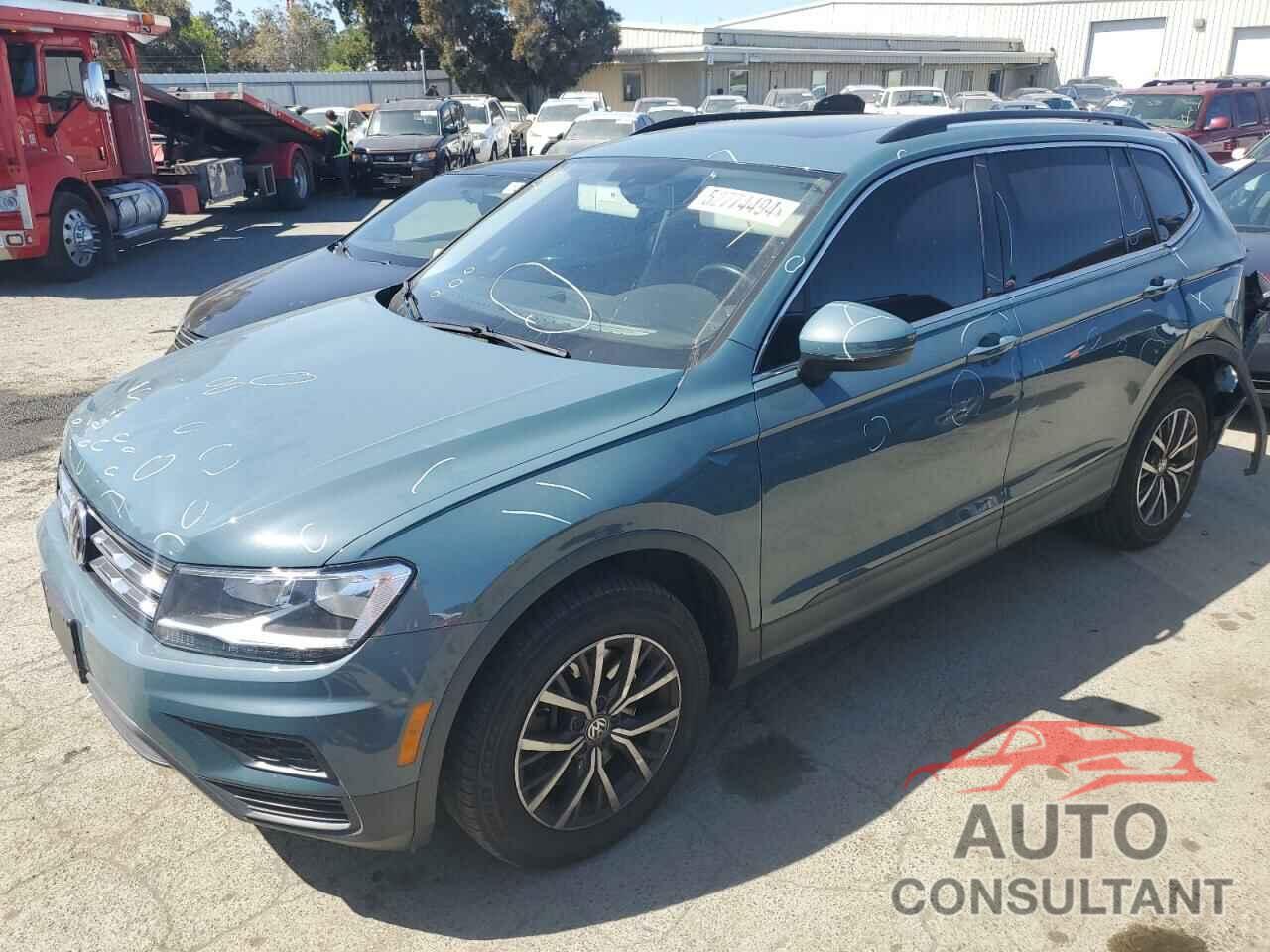 VOLKSWAGEN TIGUAN 2019 - 3VV3B7AX0KM145682