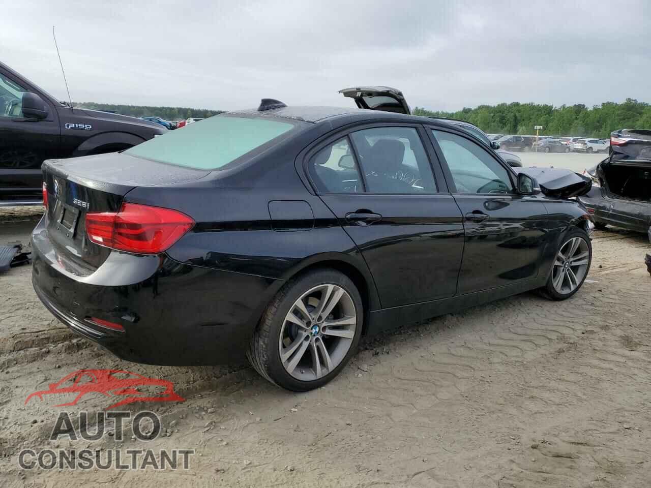 BMW 3 SERIES 2016 - WBA8E3G58GNU03192