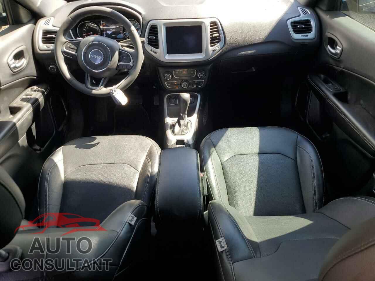 JEEP COMPASS 2021 - 3C4NJCEB6MT550049